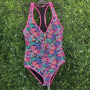 S-11‎ Lilly Pulitzer Kailanie Feelin Fantastic Swimsuit